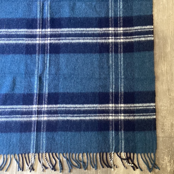 Vintage Wool Throw Archie Brown & Son of Bermuda - Picture 4 of 7